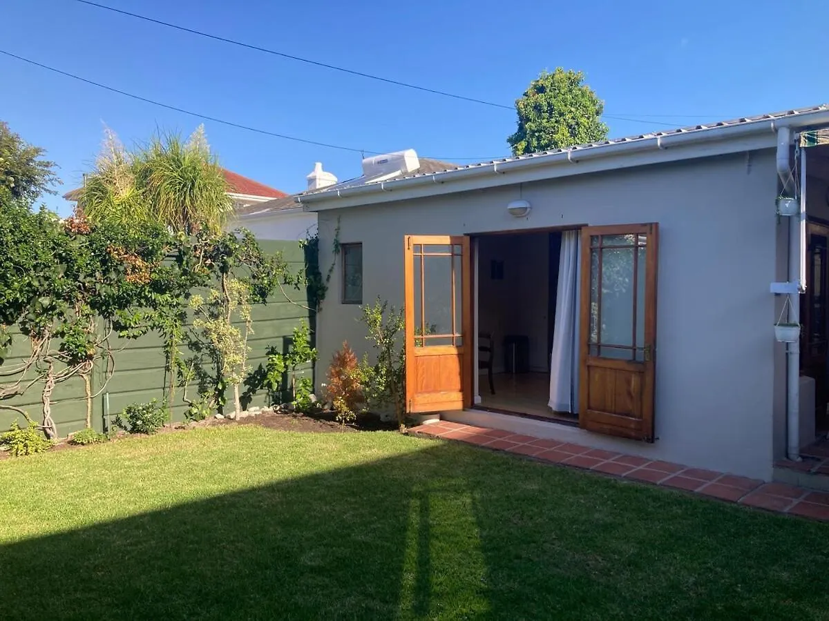 Cozy Garden Guest Suite In Charming Claremont Ciudad del Cabo 0*,