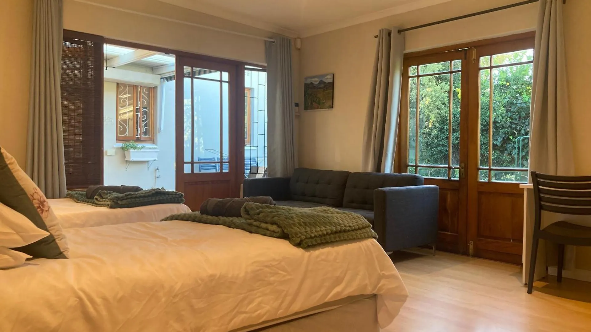 Cozy Garden Guest Suite In Charming Claremont Ciudad del Cabo Sudáfrica
